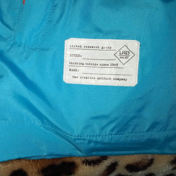 ***NWOT*** LRG PACKABLE Windbreaker (Mens Size LR) - Picture 3 of 3